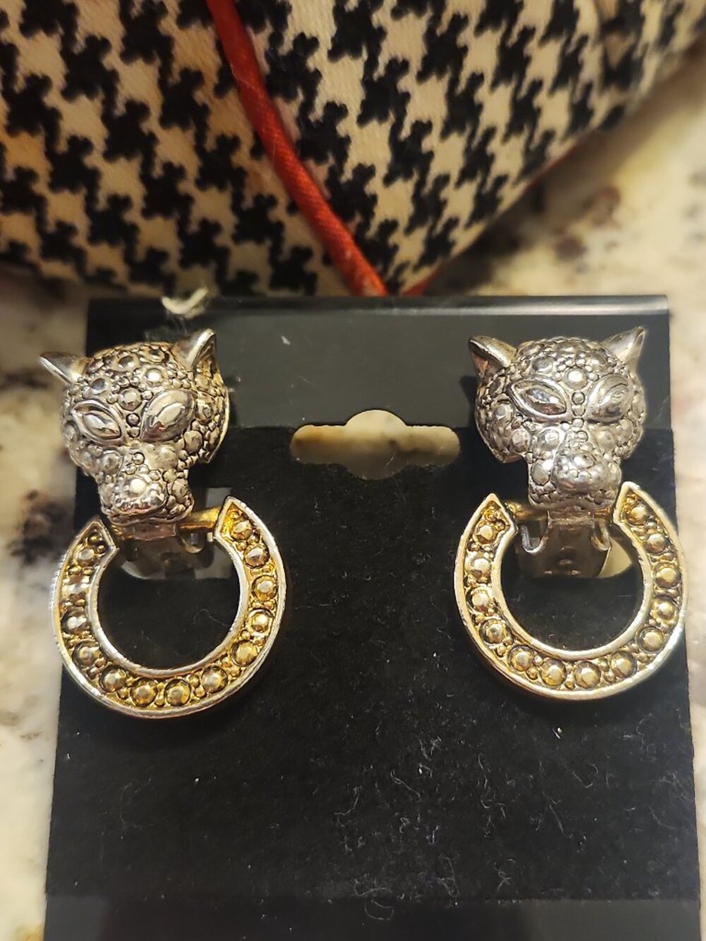 Vintage Leopard Head Door Kocker Clip On Earrings Gold & Silver